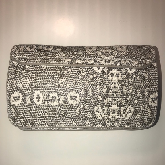 RARE Tory Burch Snakeskin Mini Crossbody Bag - Picture 7 of 8